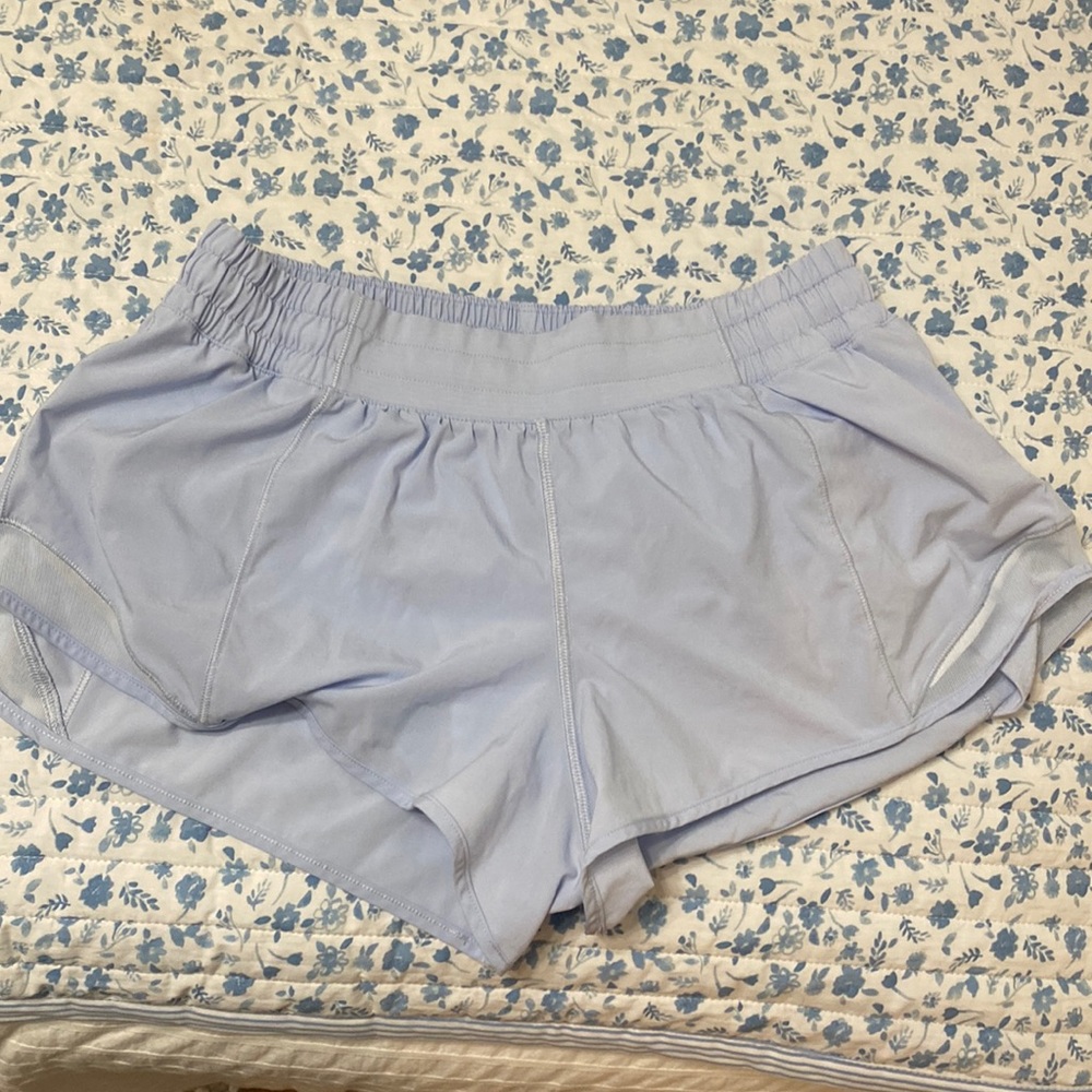 Lululemon Hotty Hot short 2.5 in size 8 light blue